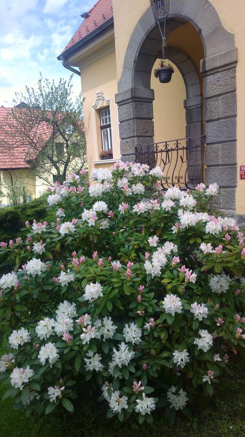 Penzion Romance Vyšší Brod Exterior foto