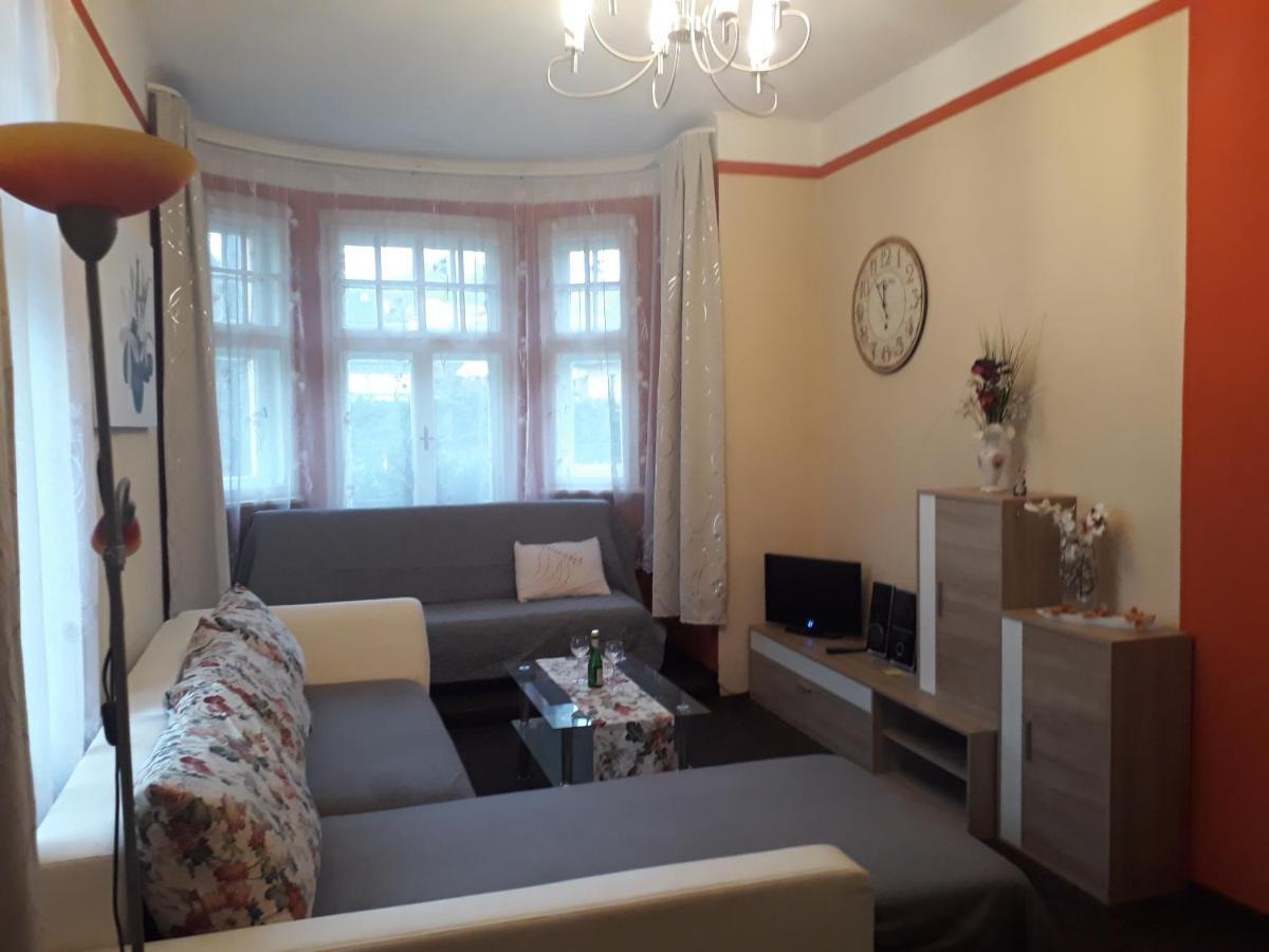 Penzion Romance Vyšší Brod Exterior foto